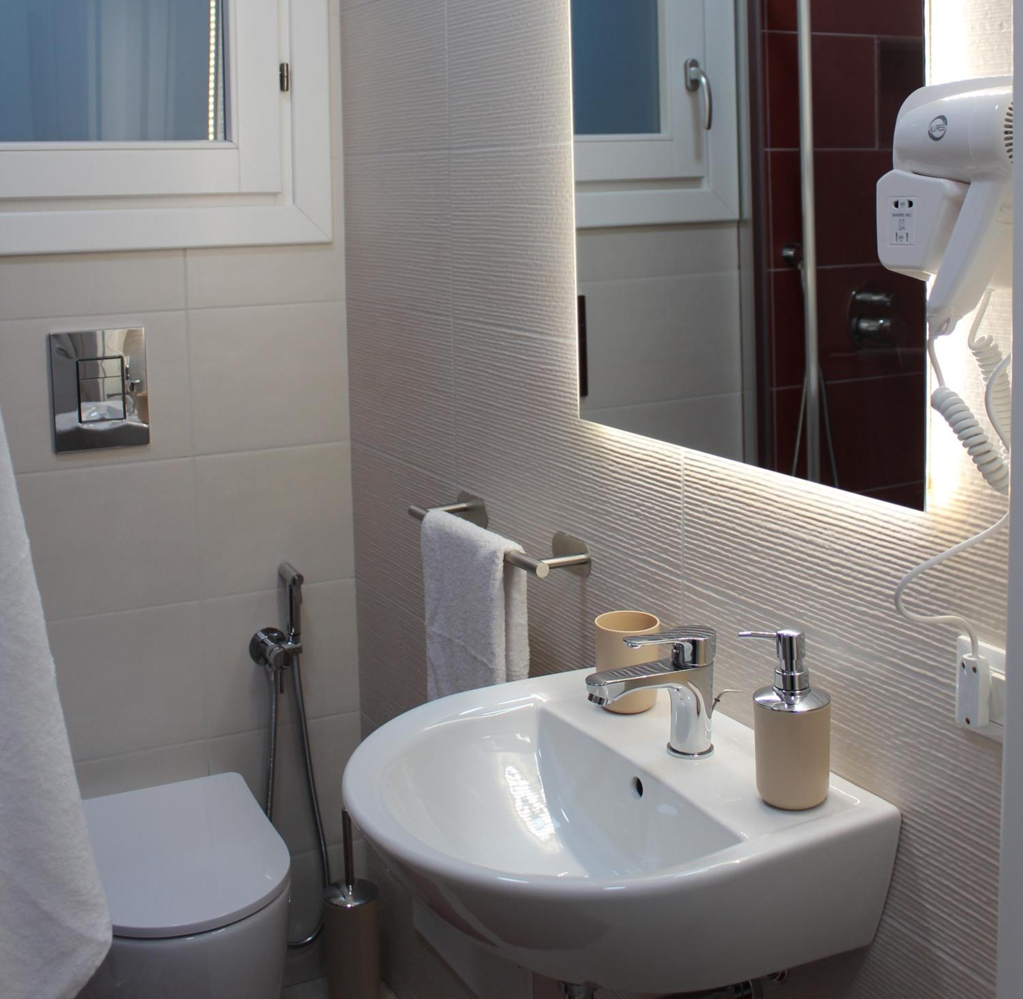 The Twins Rooms In Marettimo 2 Экстерьер фото